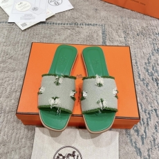 Hermes Slippers